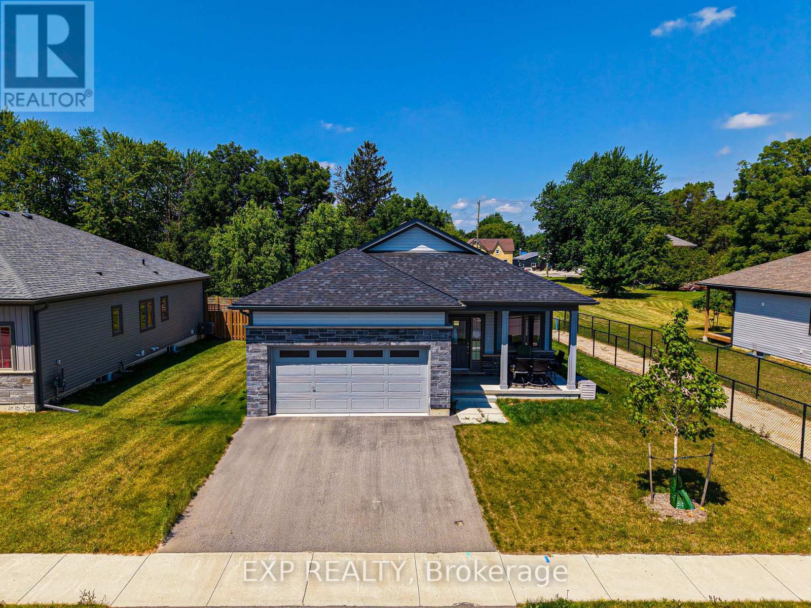 142 Ellen St, North Perth, ON N0G 1B0
