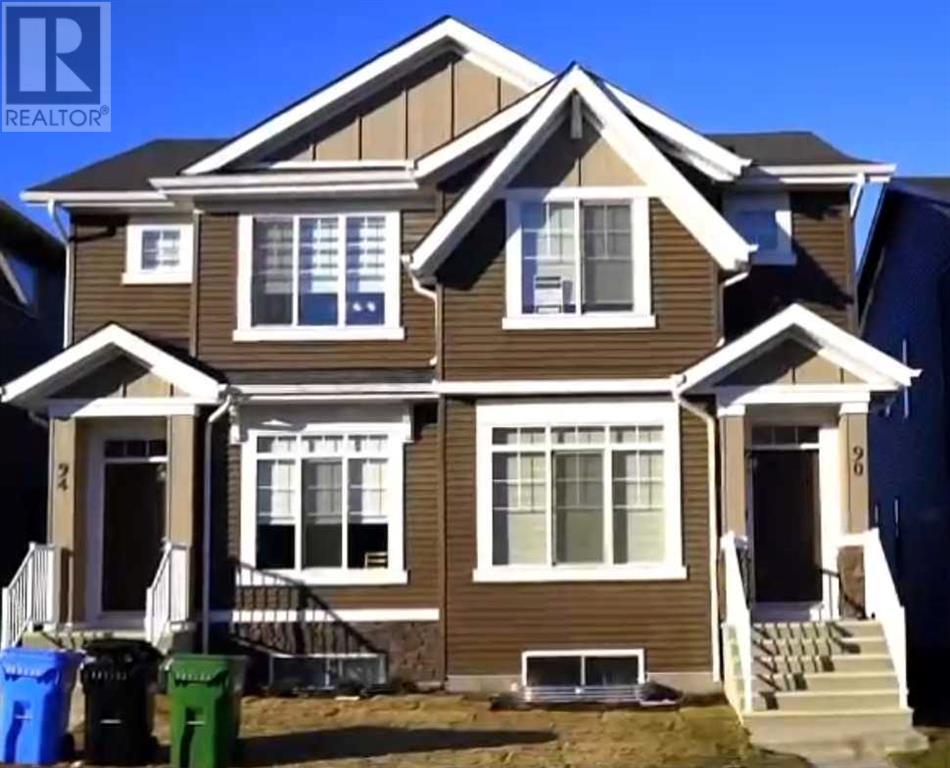 90 Aquila Dr NW, Calgary, AB T3R 2C4