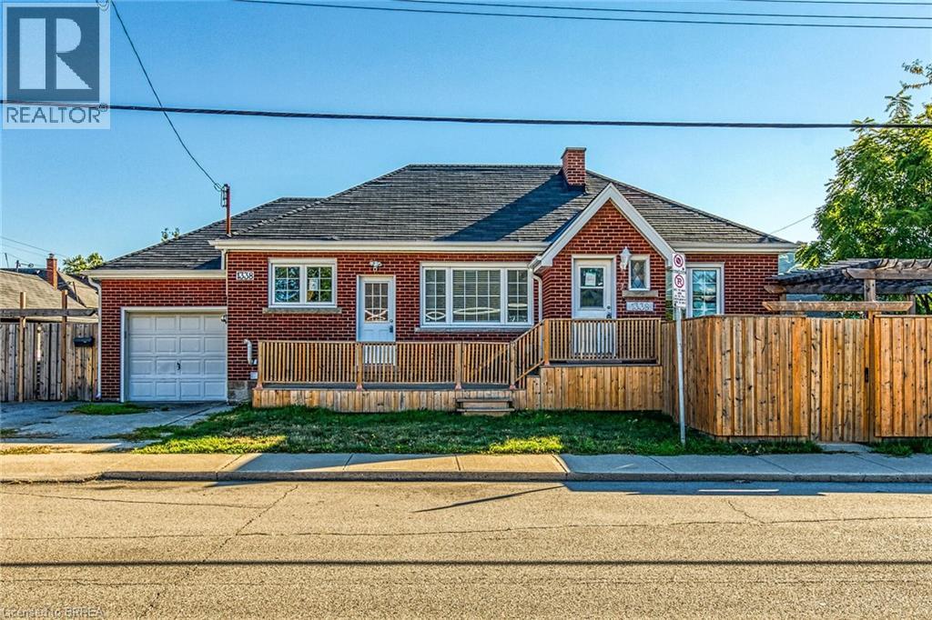 1338 Monterey Ave, Hamilton, ON L8K 1P6