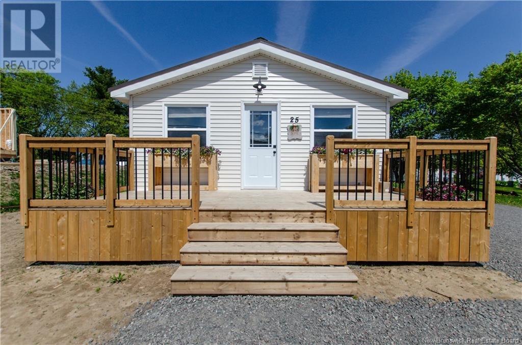 25 St Jean Baptiste, Bouctouche, NB E4S 3W1