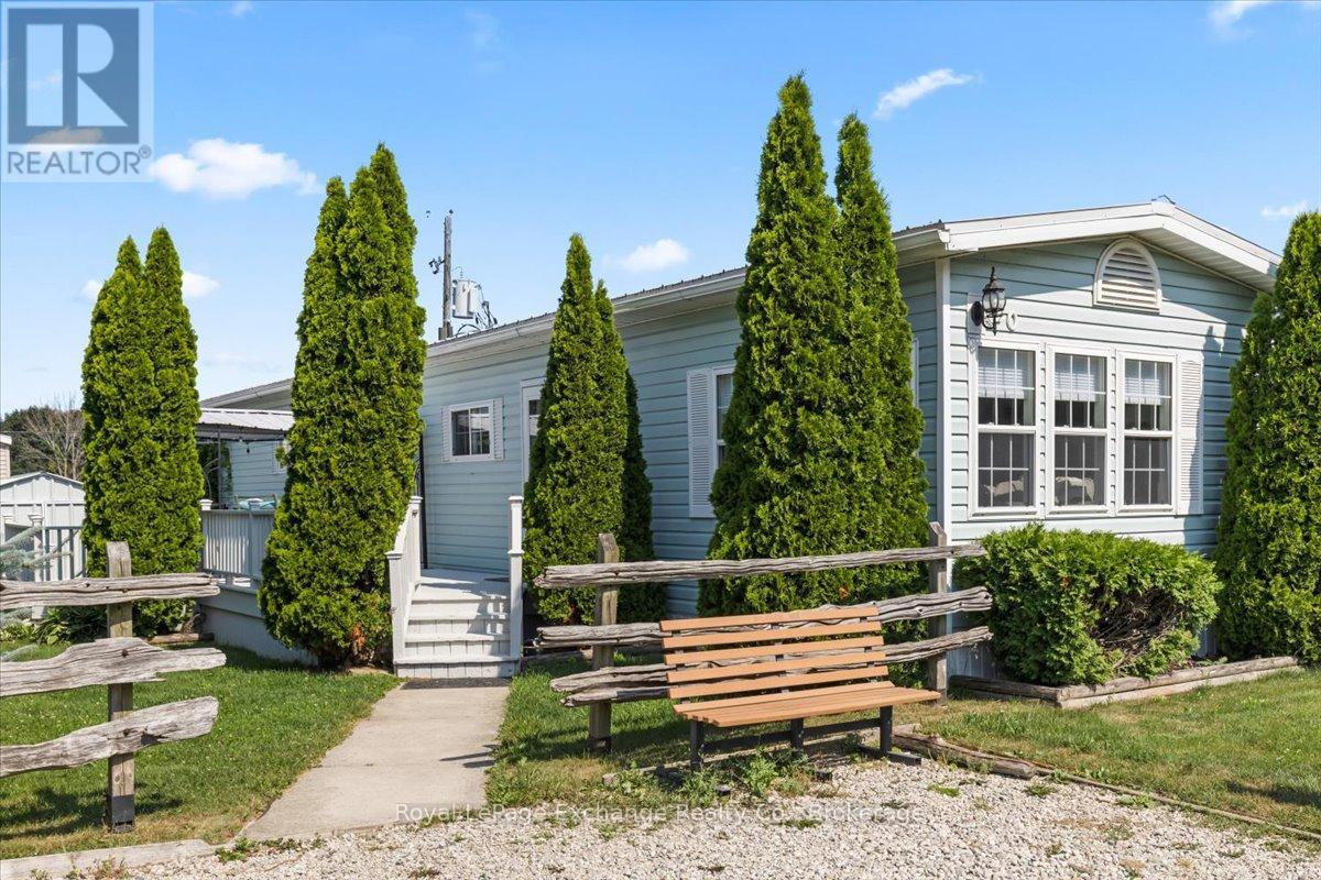 70 Applewood Blvd, Kincardine, ON N0G 2T0