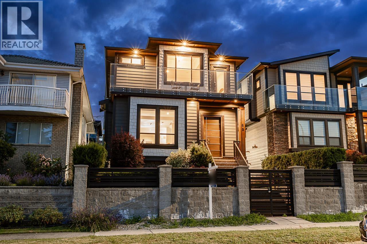 89 Warwick Ave, Burnaby, BC V5B 3X2