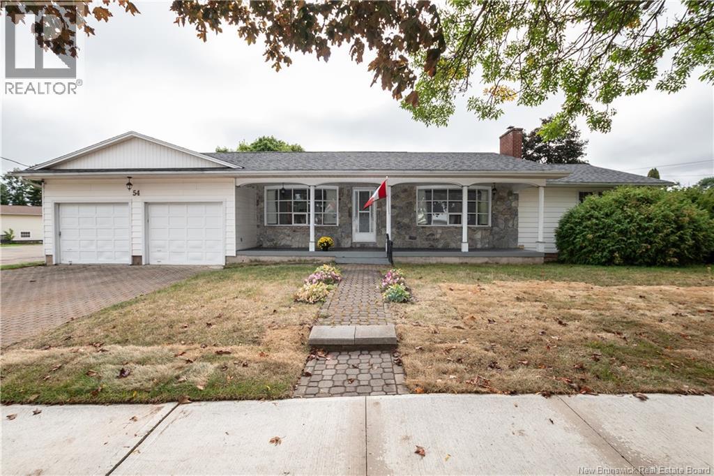 54 Bessborough, Moncton, NB E1E 4A2