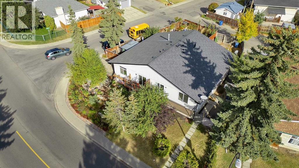 5204 Marbank Dr NE, Calgary, AB T2A 4H4