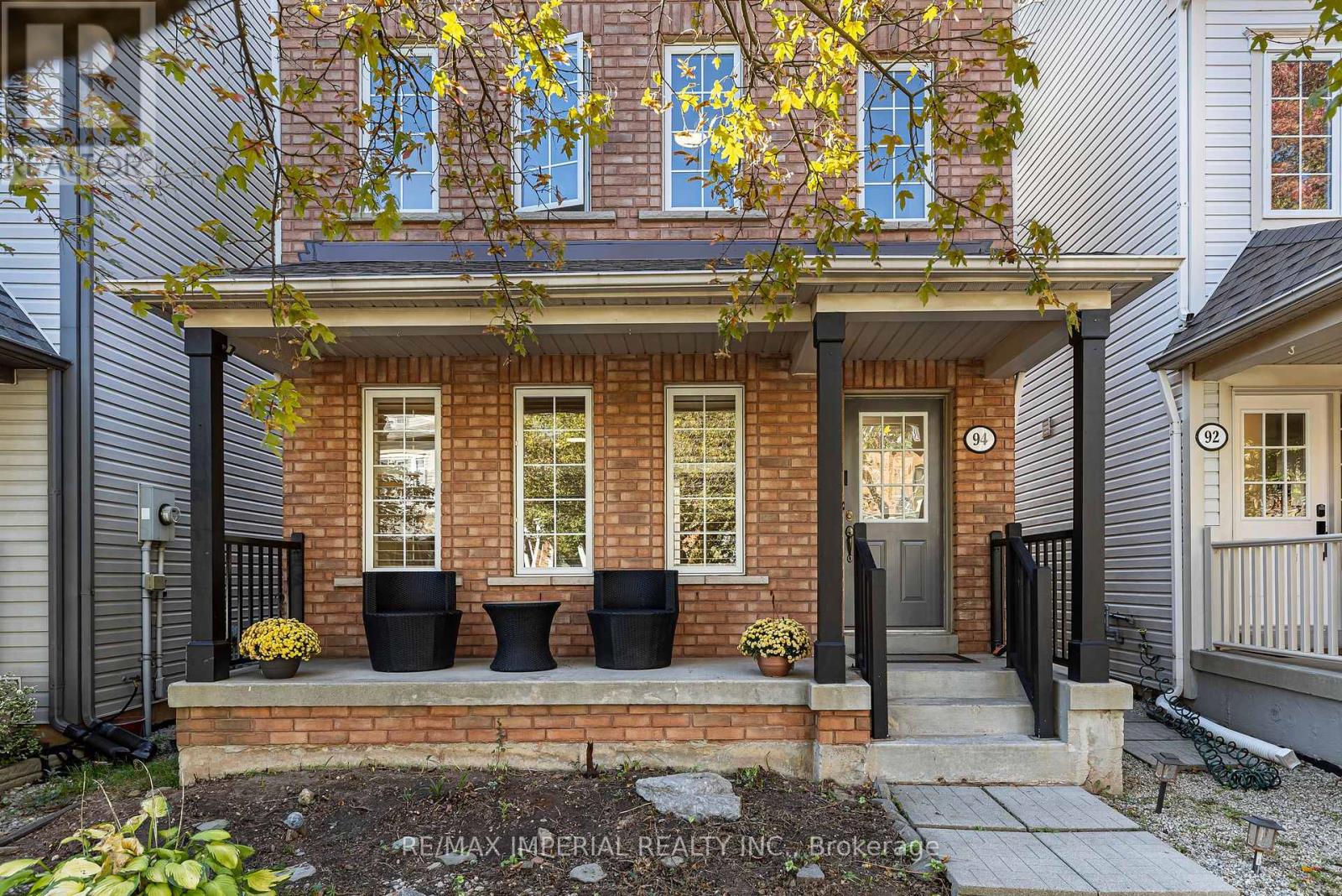 94 Littlewood Dr, Oakville, ON L6H 6V1