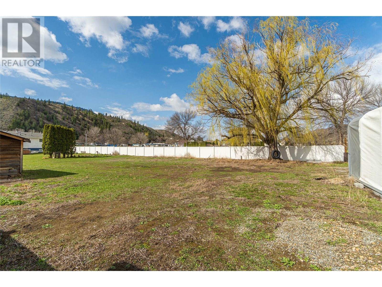 5764 Todd Hill Cres, Kamloops, BC V2C 4X8