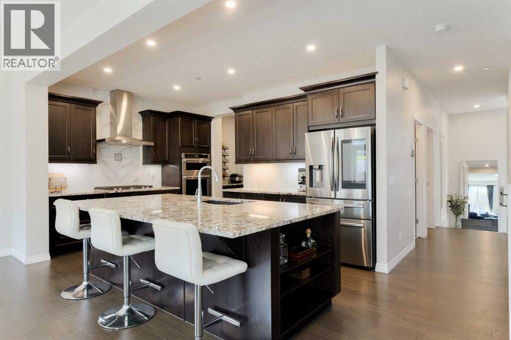 308 Lucas Way NW, Calgary, AB T3P 0R5