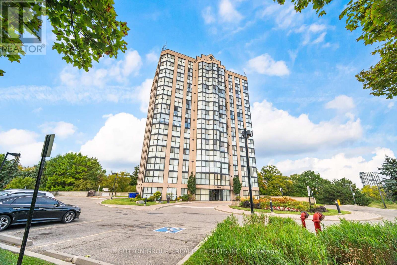 600 Rexdale Blvd #1302 Blvd, Toronto, ON M9W 6T4