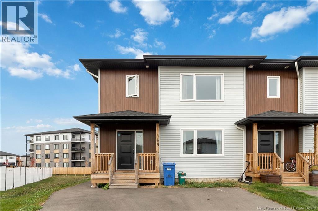 46 Delta St, Dieppe, NB E1A 0E2