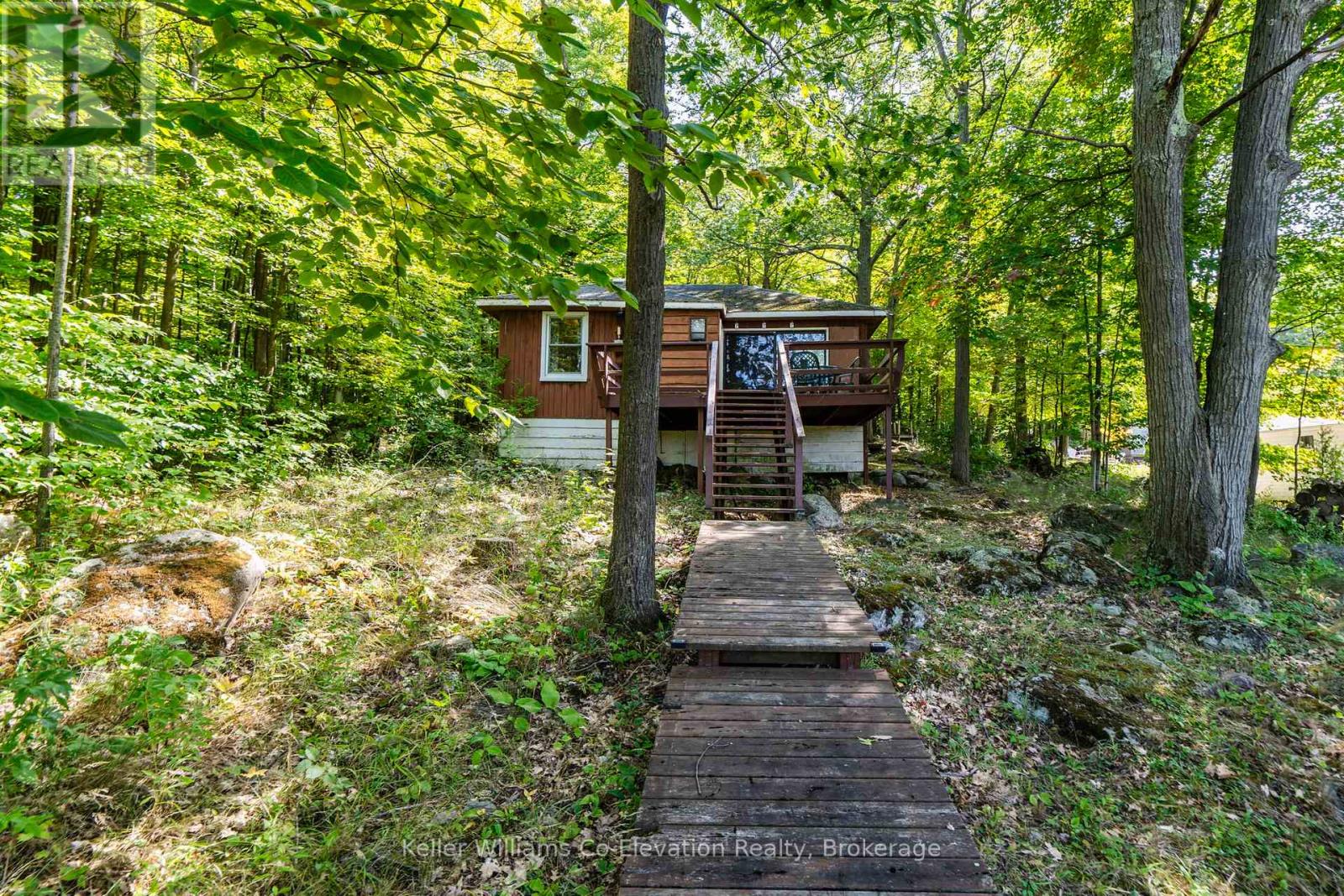 3 Crossingview Ln, Tay, ON L0K 2C0
