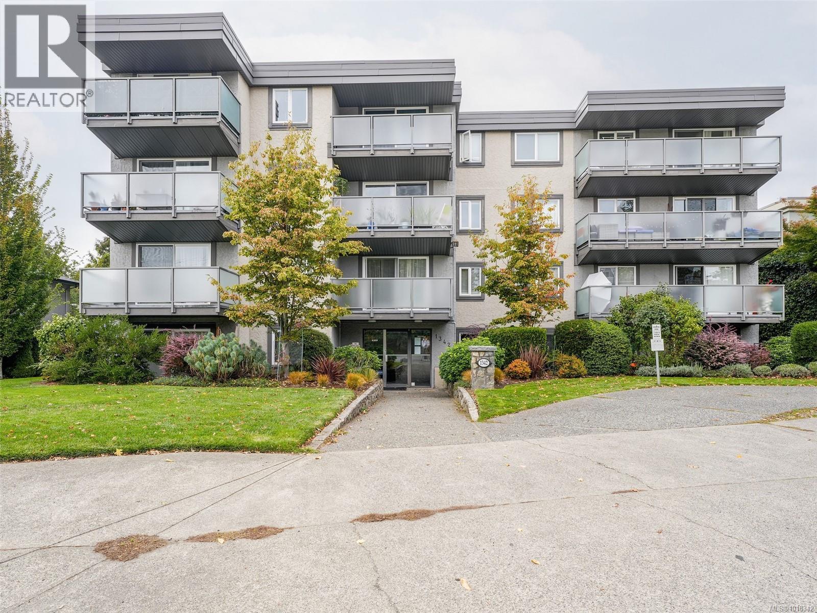 1342 Hillside Ave Unit 309 Ave, Victoria, BC V8T 2B4