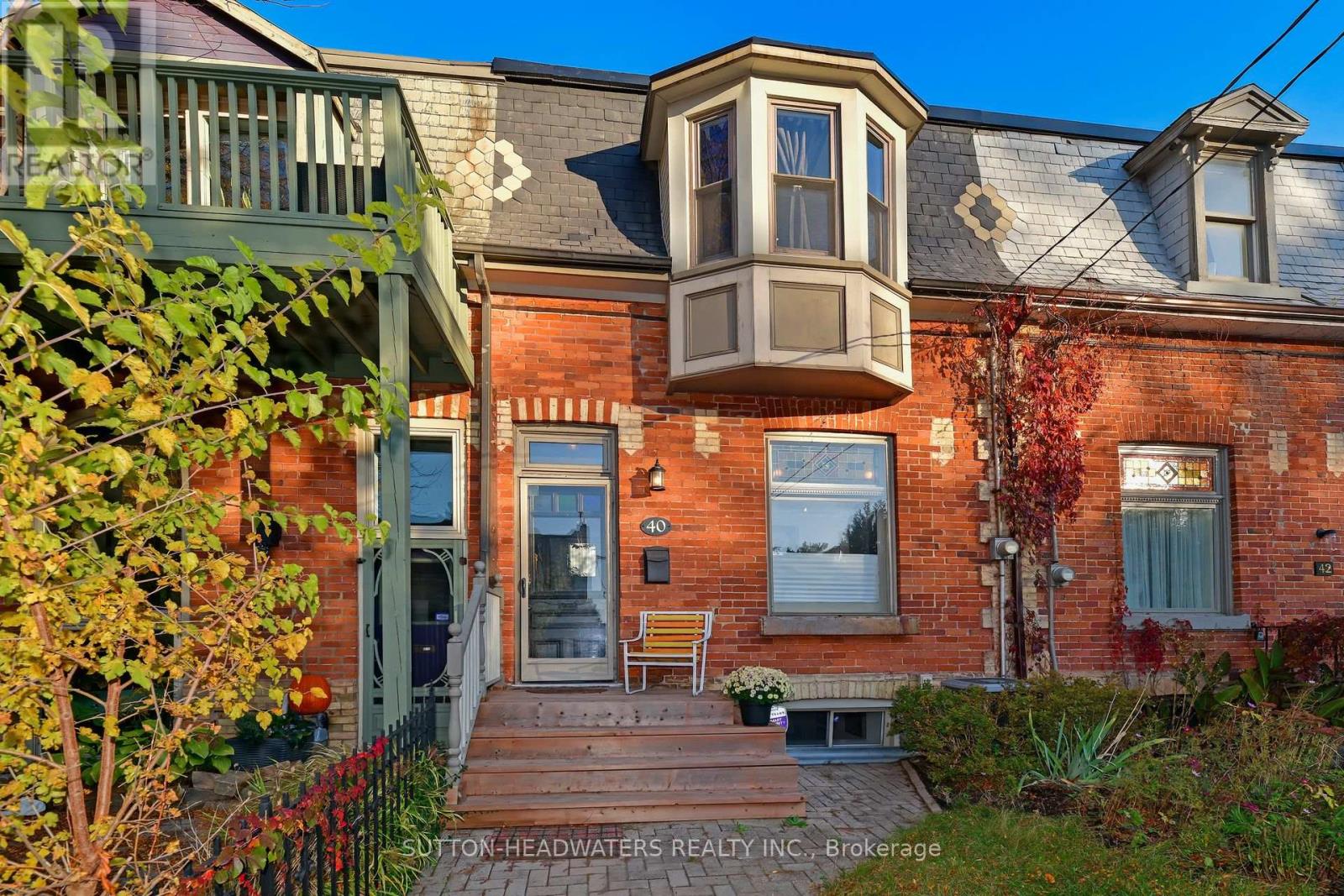 40 Geneva Ave, Toronto, ON M5A 2J8