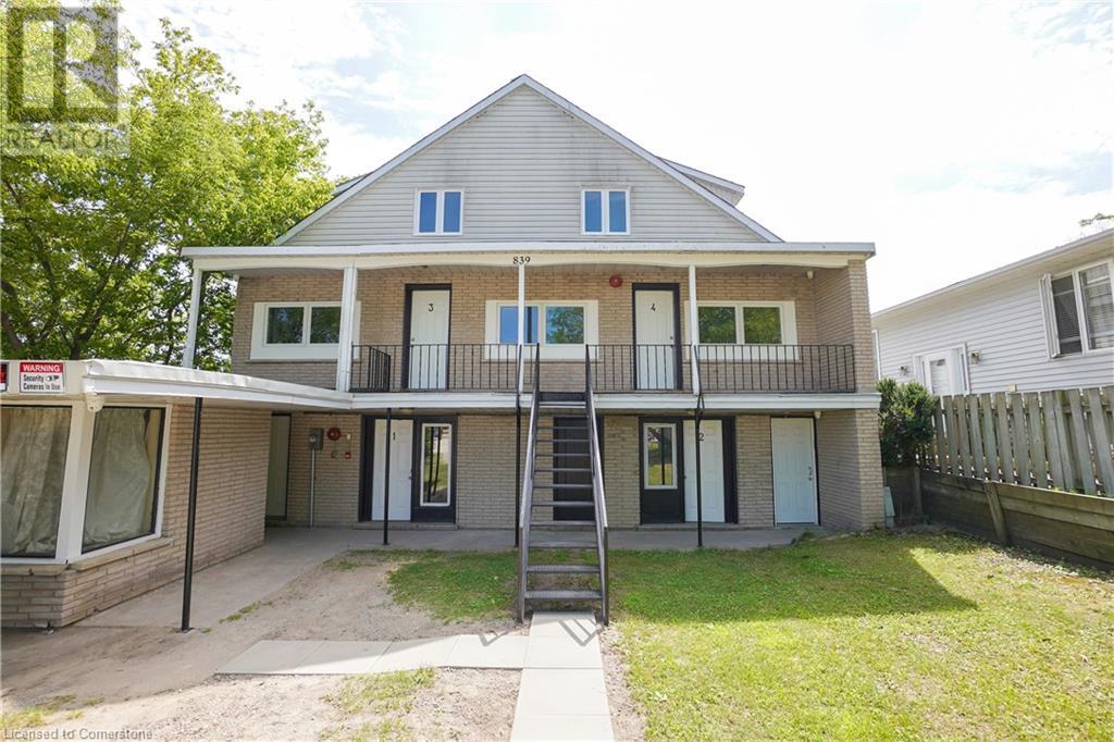 839 Mosley St, Wasaga Beach, ON L9Z 2H5