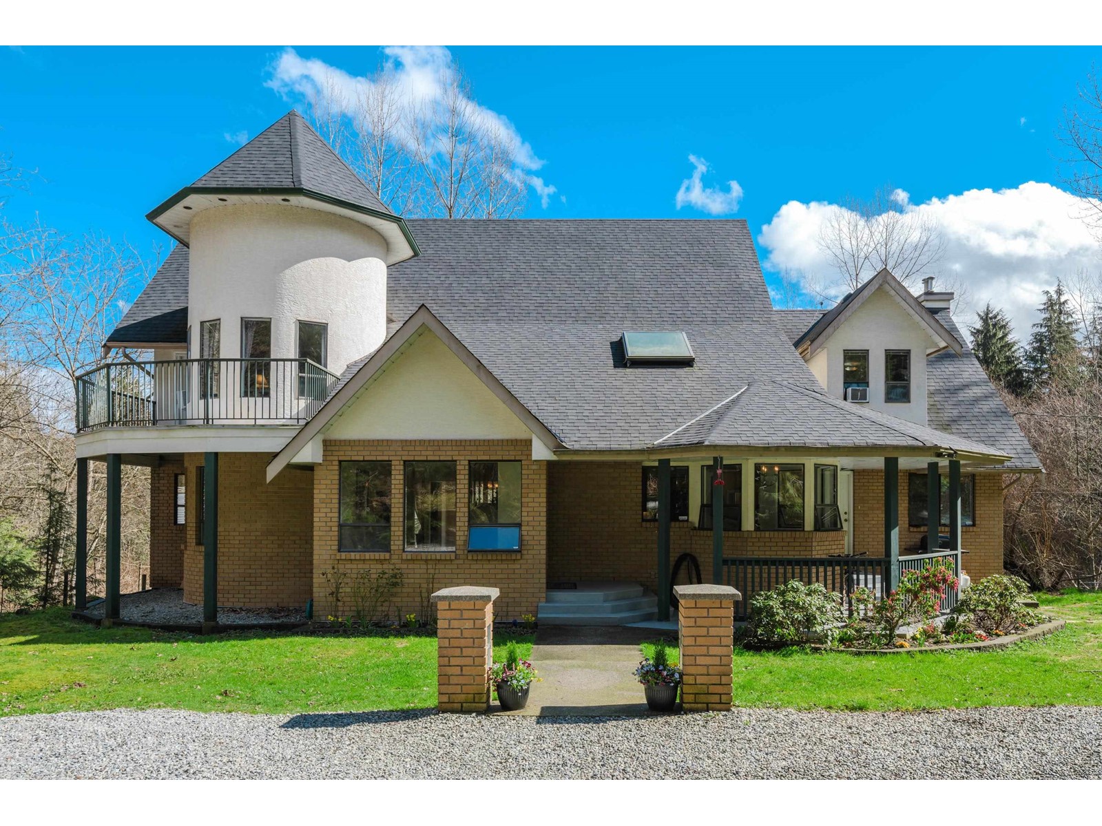 12140 Carr St, Mission, BC V4S 1B8