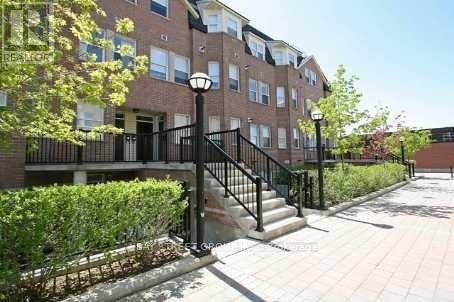 87 760 Lawrence Ave W, Toronto, ON M6A 3E7