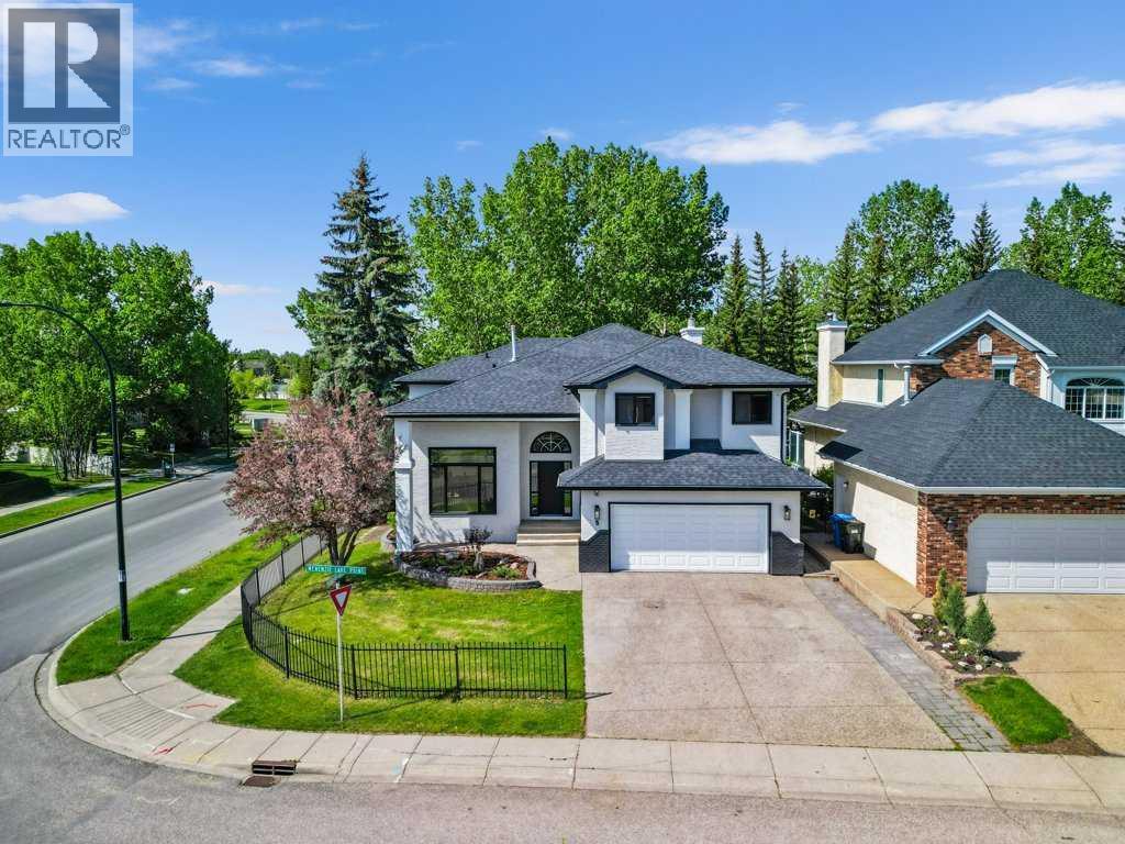 5 Mckenzie Lake Pt SE, Calgary, AB T2Z 1L7