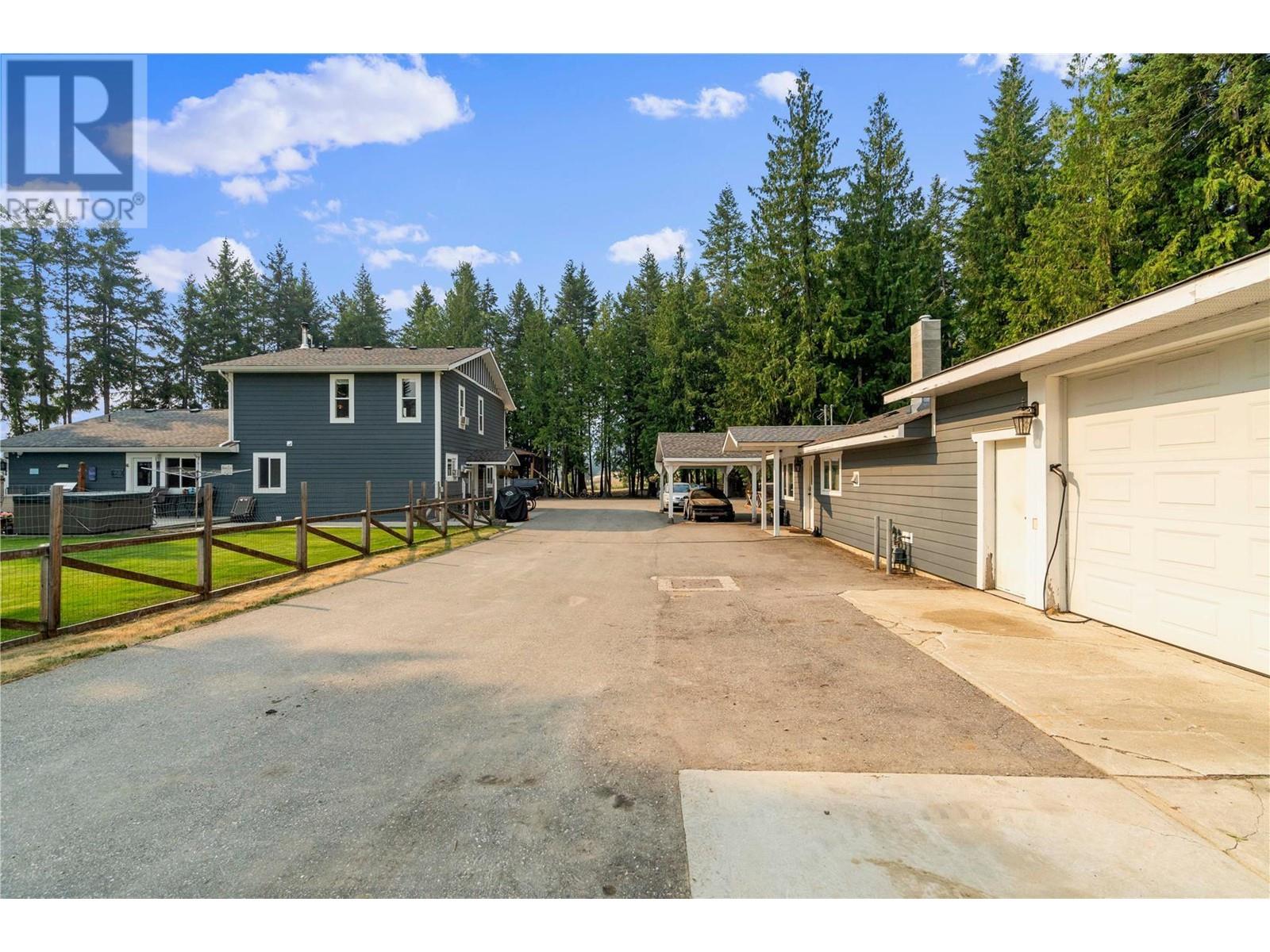 20 Avenue Se Unit 3961, Salmon Arm, BC V1E 1X9