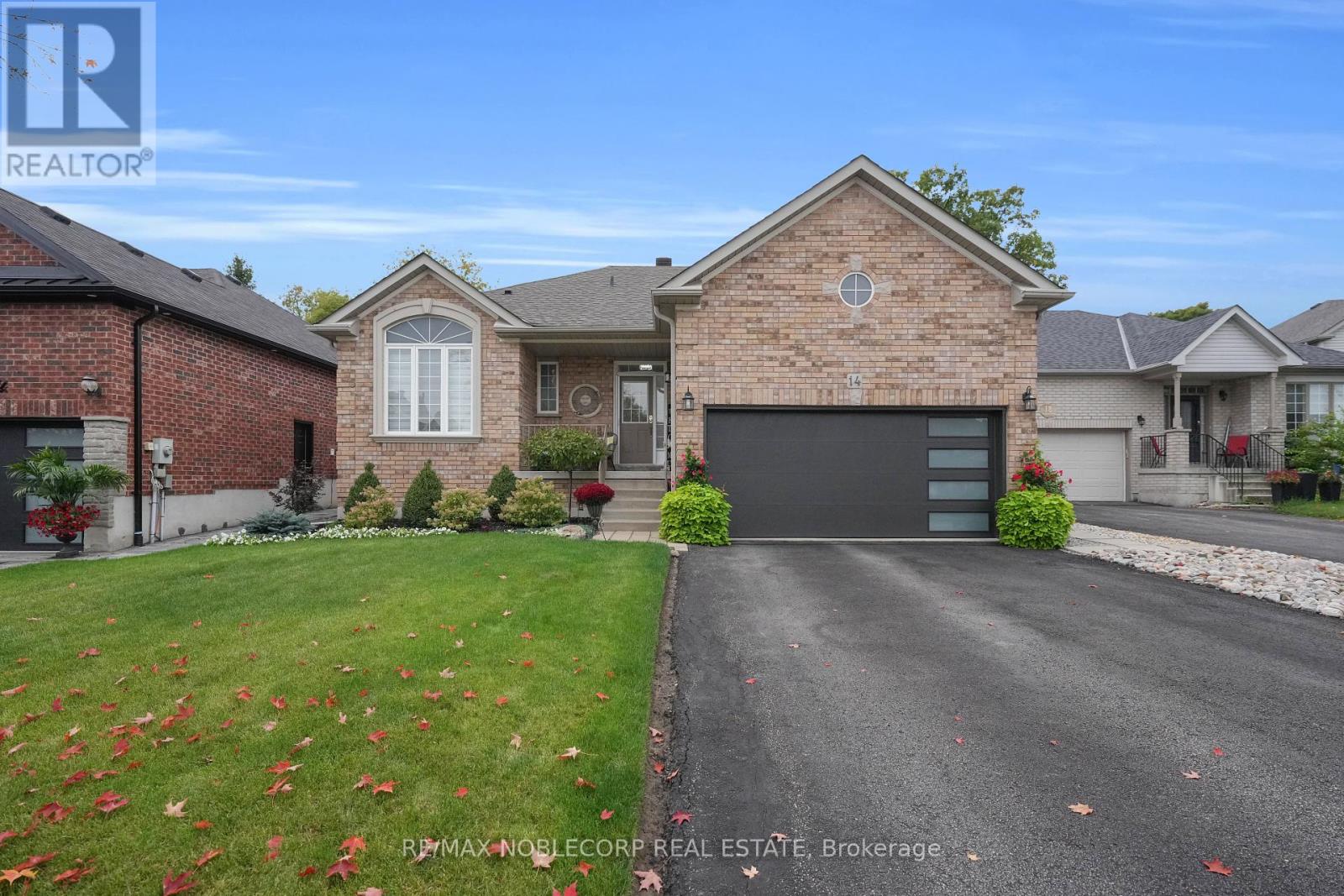 14 Willard Hunt Ct, King, ON L0G 1T0