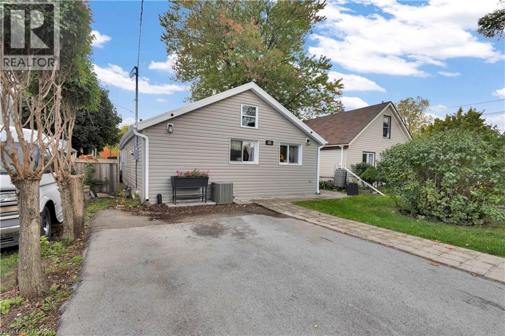 332 Vansitmart Ave, Hamilton, ON L8H 3B8