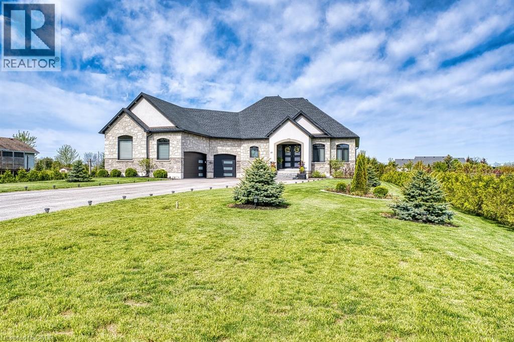 45 Wellington St S, Ashfield-Colborne-Wawanosh, ON N7A 3X9