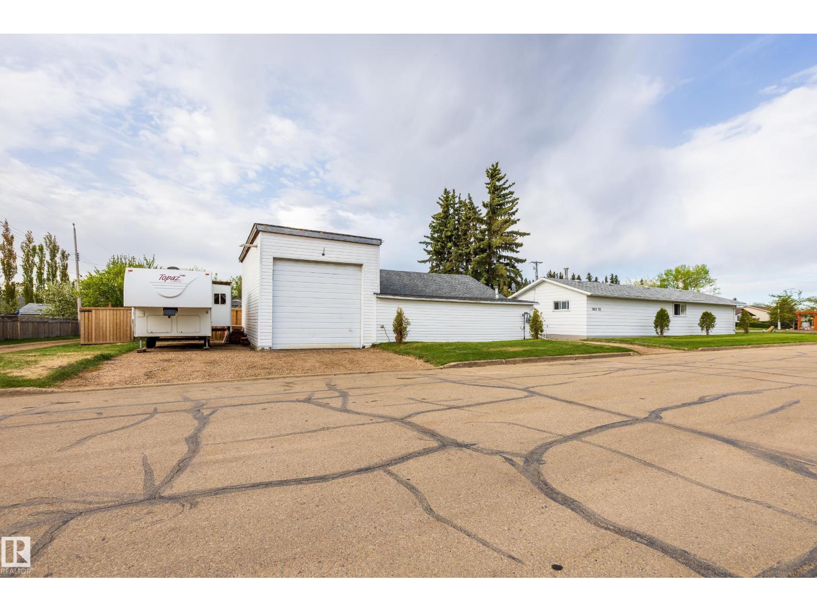 52 St Unit 5029, Legal, AB T0G 1L0