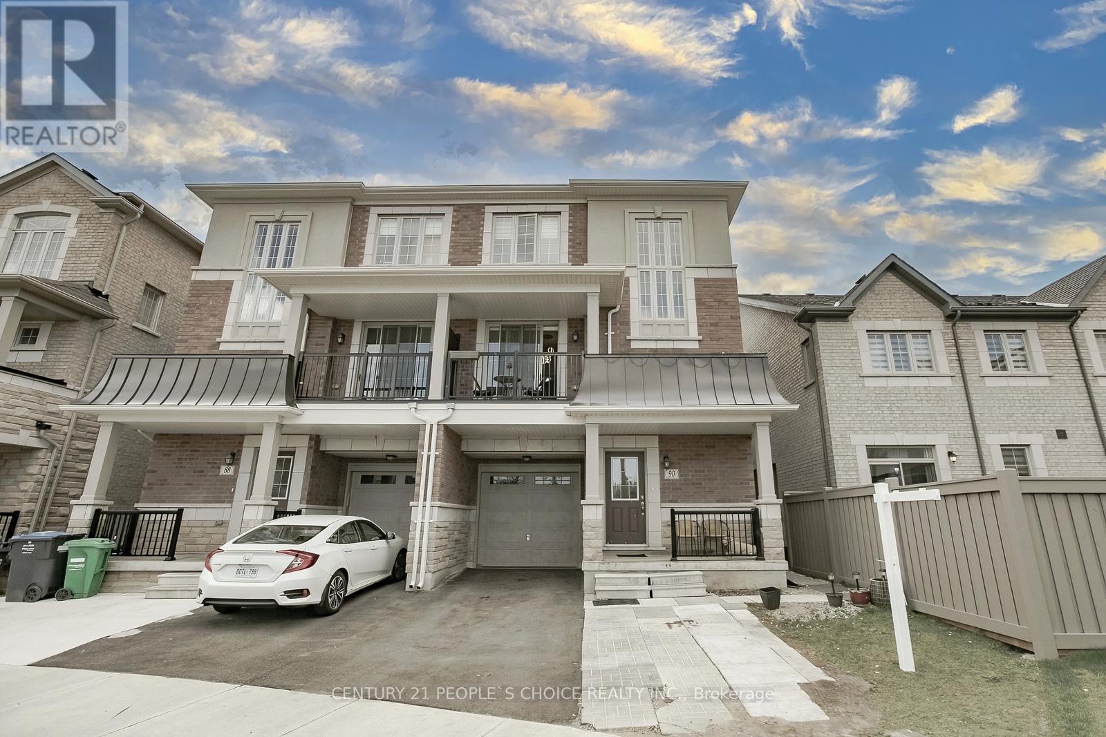 90 Hashmi Pl, Brampton Credit Valley, ON L6Y 6J9