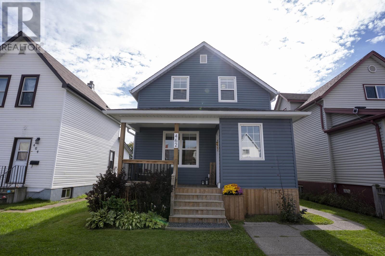462 Brock St E, Thunder Bay, ON P7E 4H7