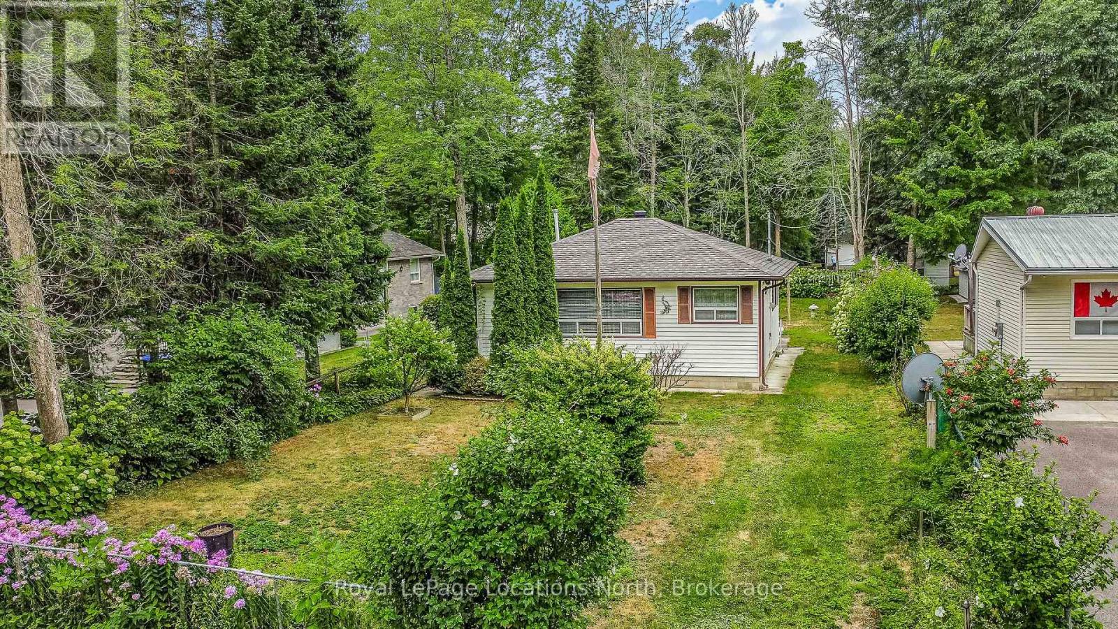 58 39th Street North, Wasaga Beach, ON L9Z 2A2