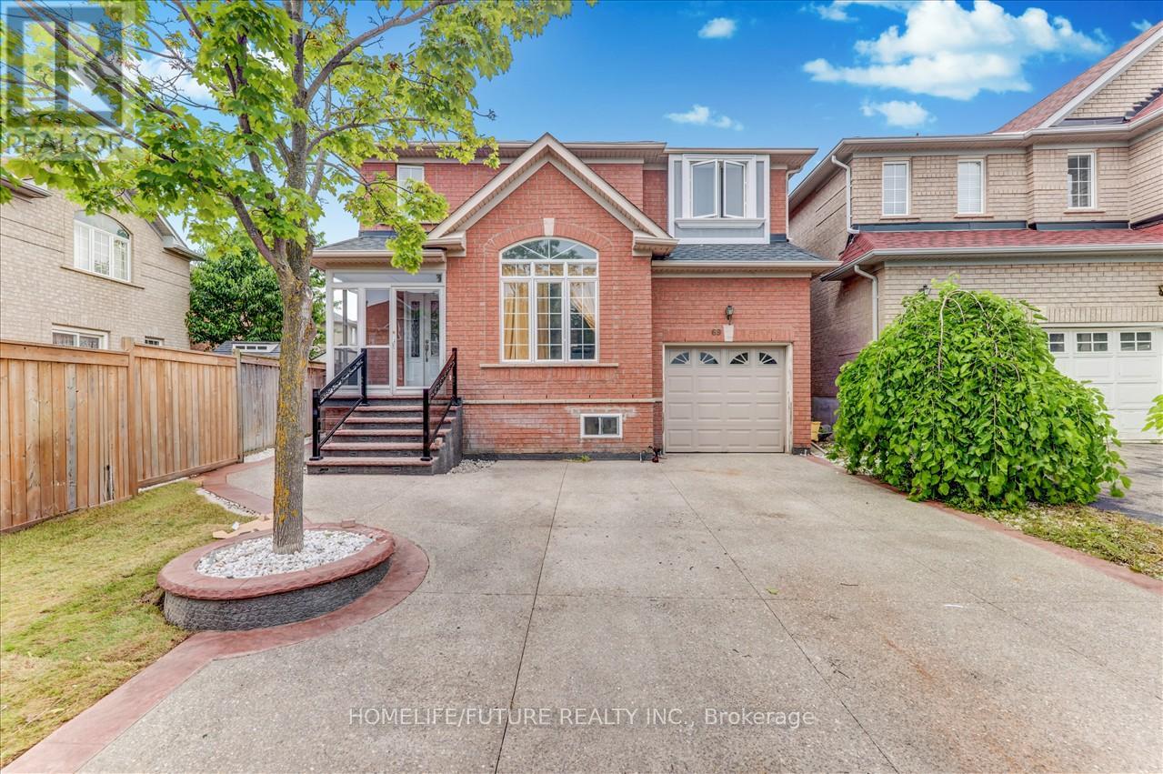 69 Heatherdale Dr, Brampton, ON L7A 2H4