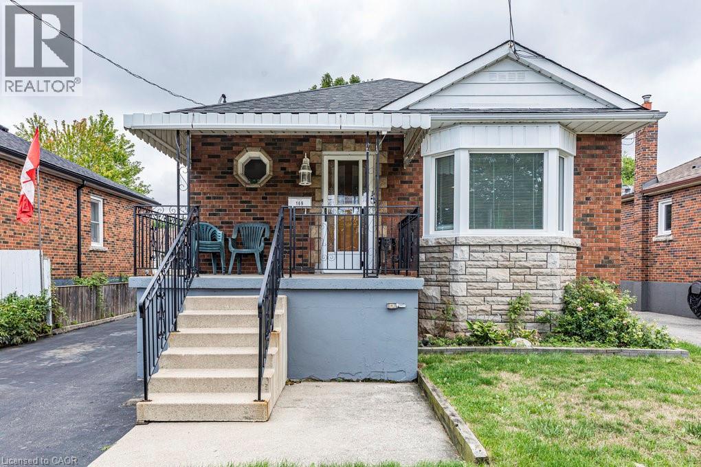 169 E 32nd St, Hamilton, ON L8V 3S1