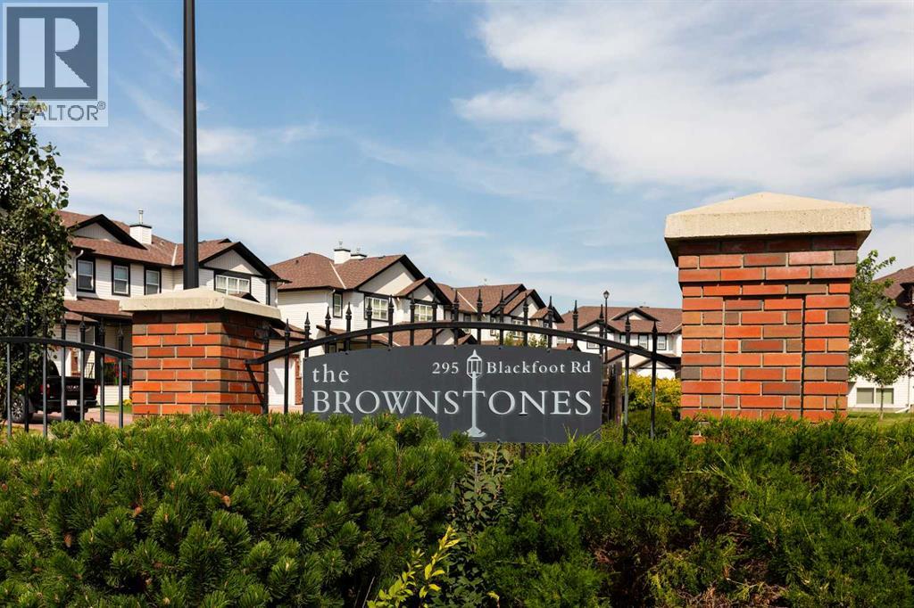 295 Blackfoot Road W Unit 48, Lethbridge, AB T1K 8A7