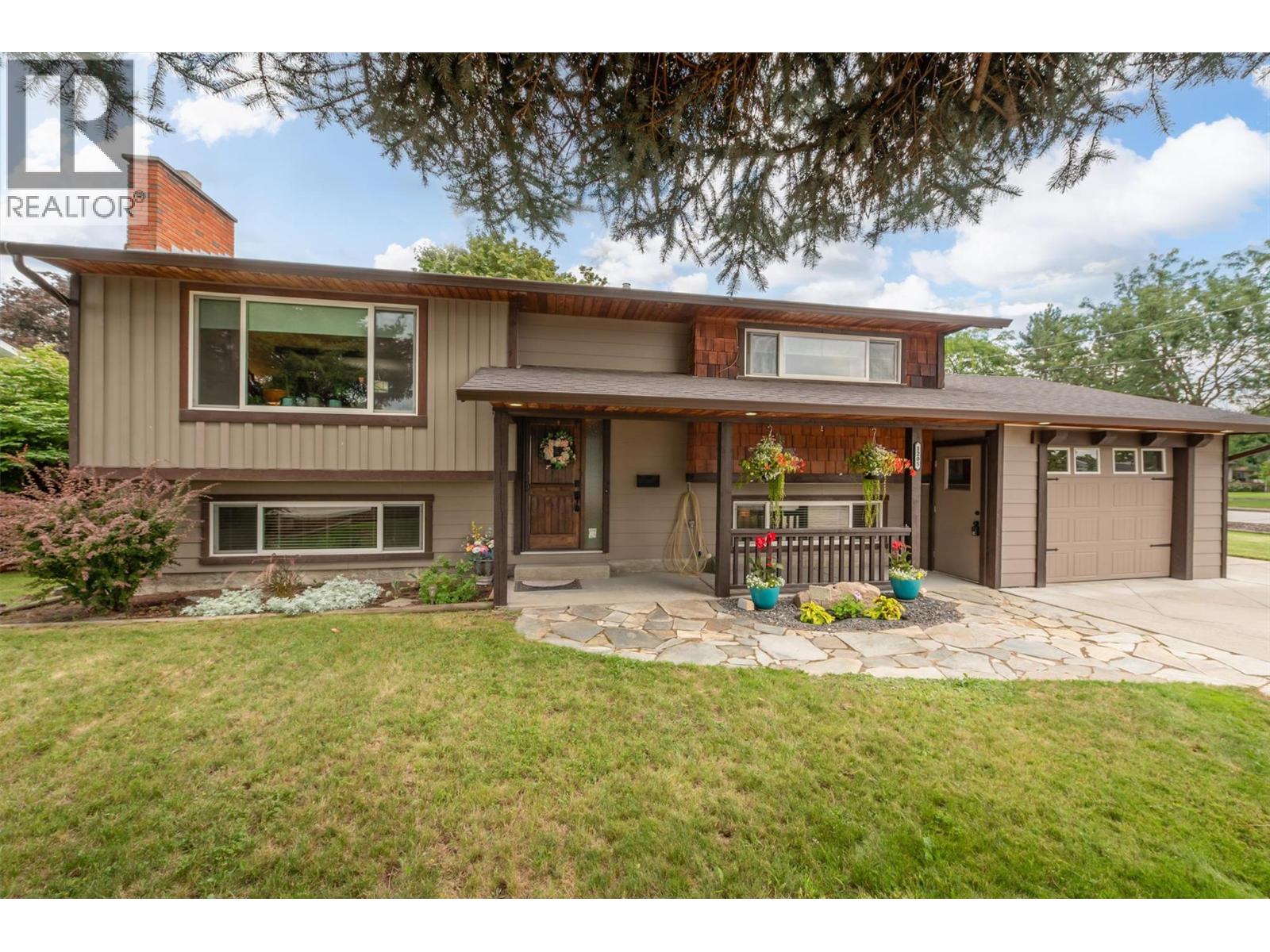 1205 Irene Rd, Kelowna, BC V1X 4X8