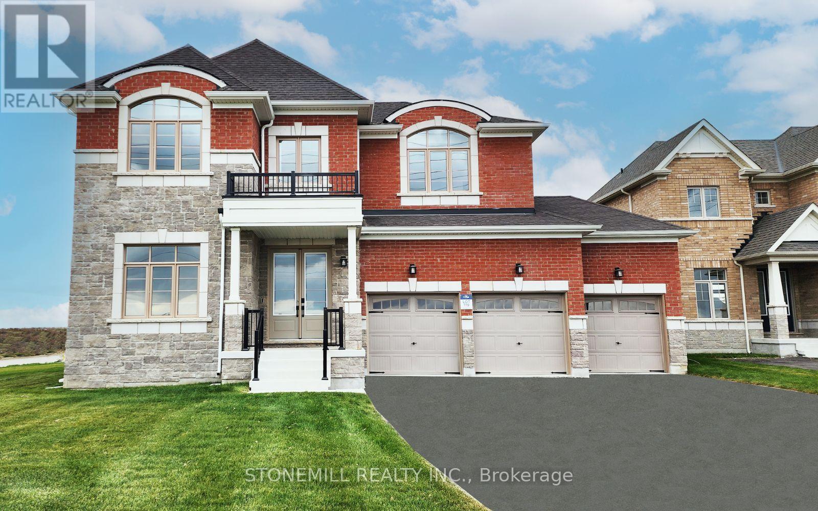 95 Denney Dr, Essa Baxter, ON L3W 0A9