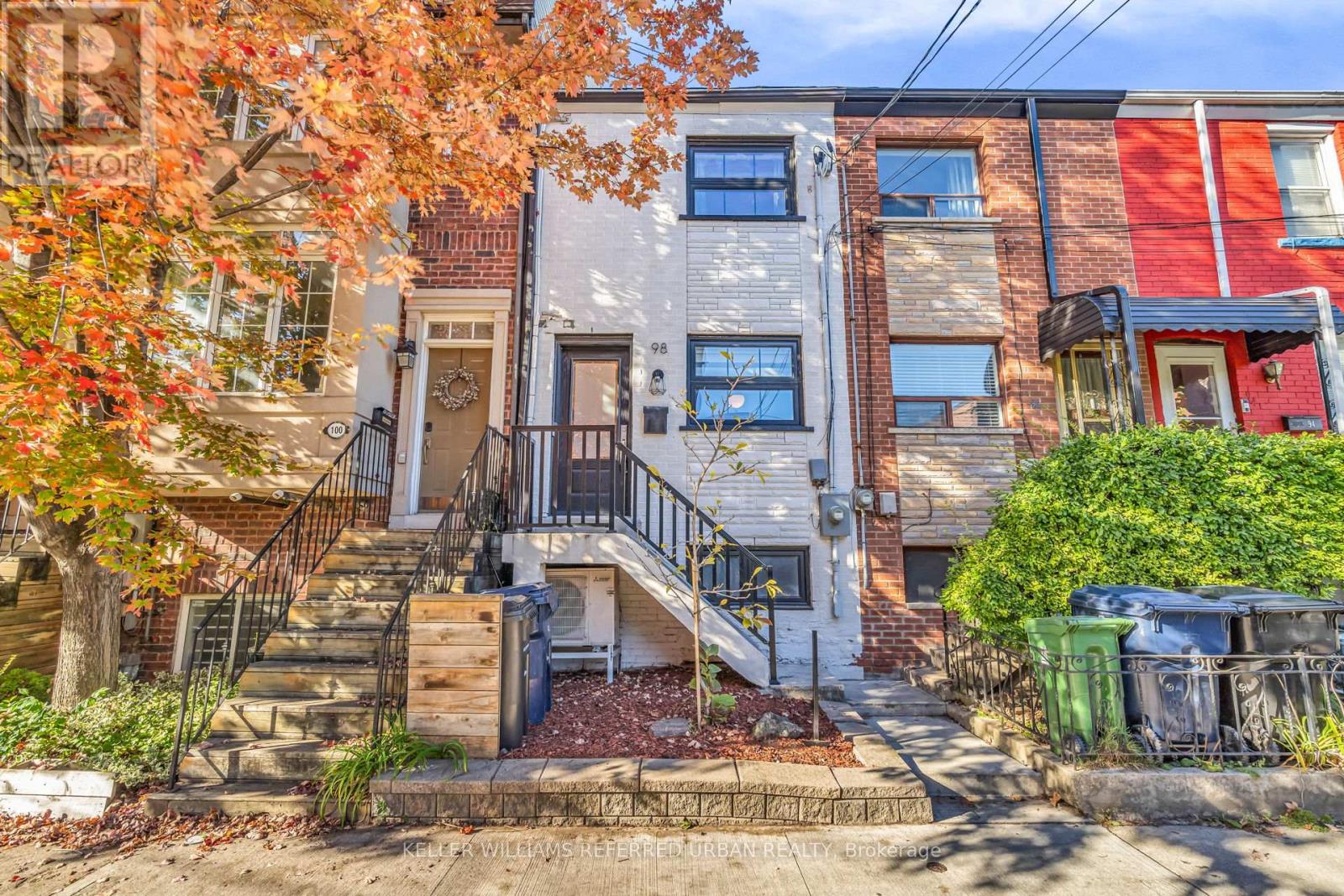 98 Mitchell Ave, Toronto, ON M6J 1B9