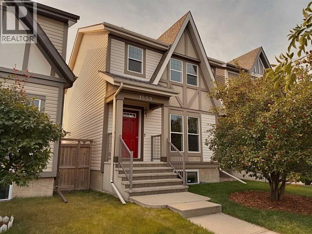1559 New Brighton Dr SE, Calgary, AB T2Z 0S9