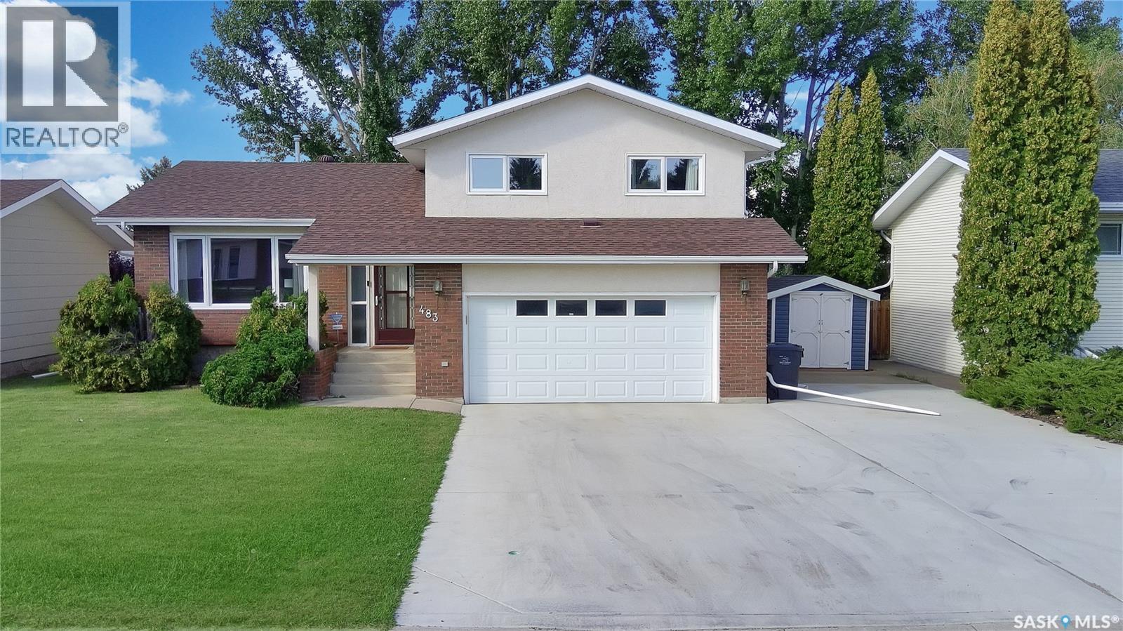 483 Steele Cres, Swift Current, SK S9H 4P8