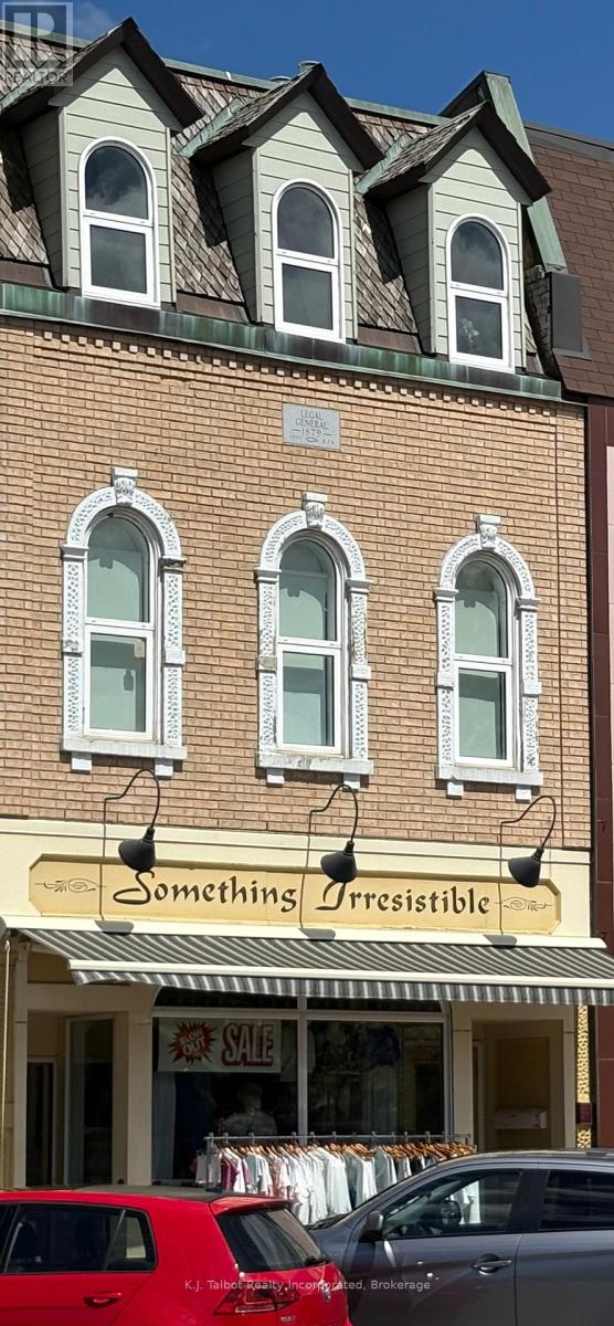 164 Courthouse Sq, Goderich, ON N7A 1N1