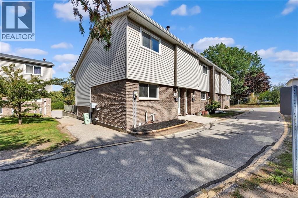 314 Bluevale Street N Unit A, Waterloo, ON N2J 4G3