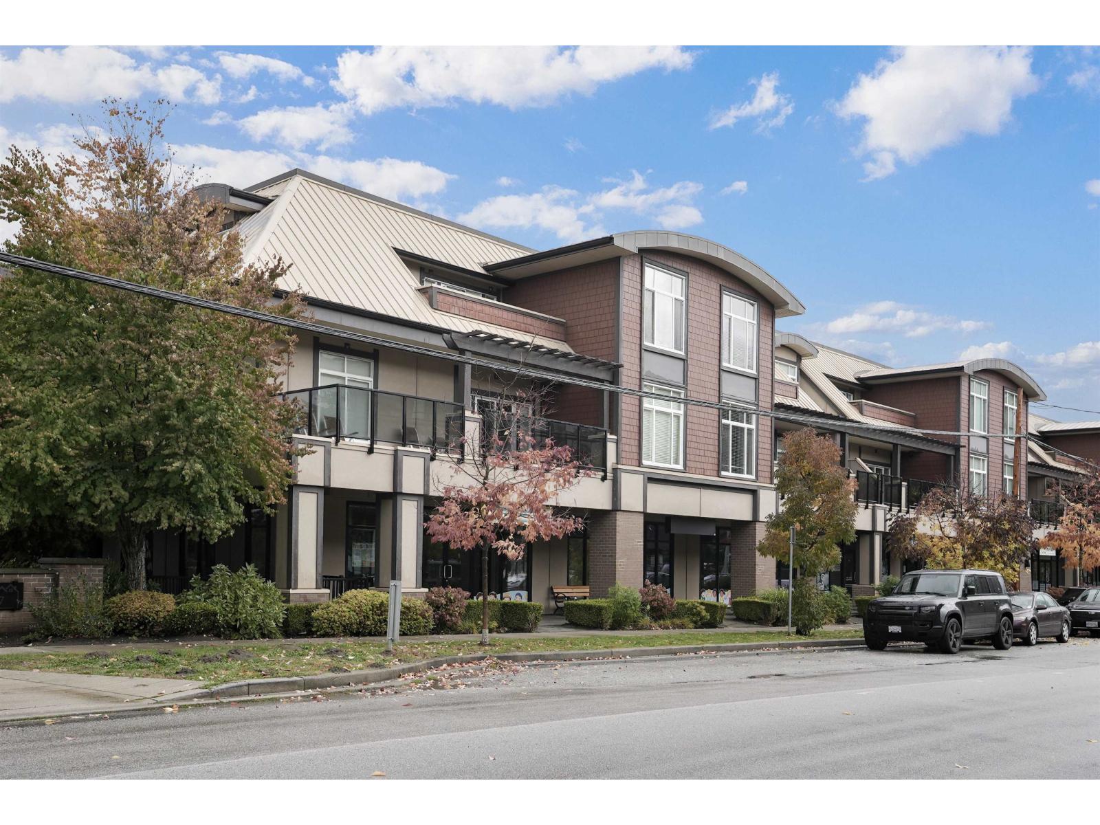 14885 60 Avenue Unit 208, Surrey, BC V3S 1R8