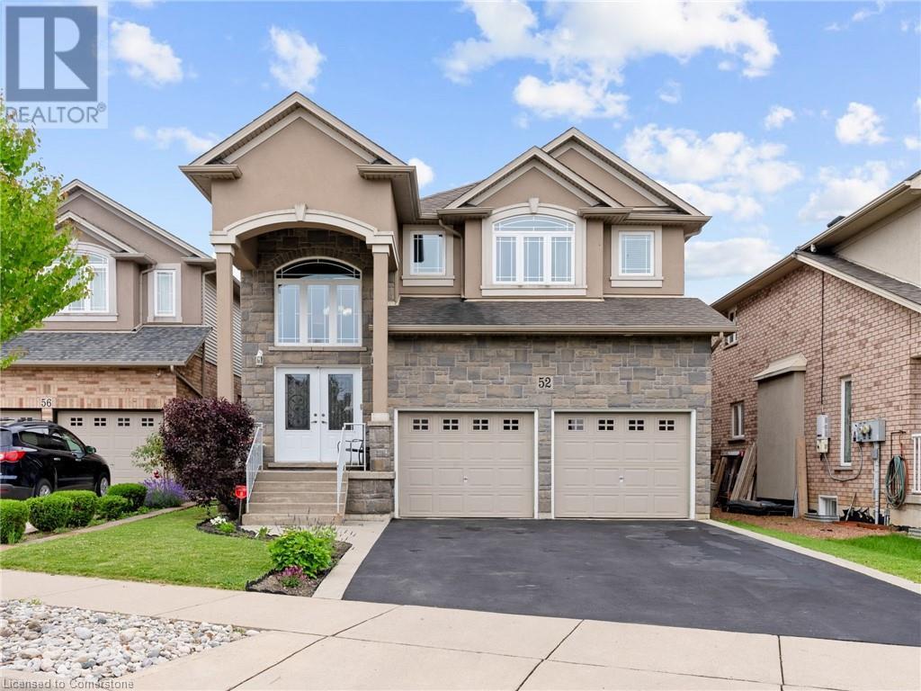 52 Arrowhead Dr, Hamilton, ON L8W 3X2
