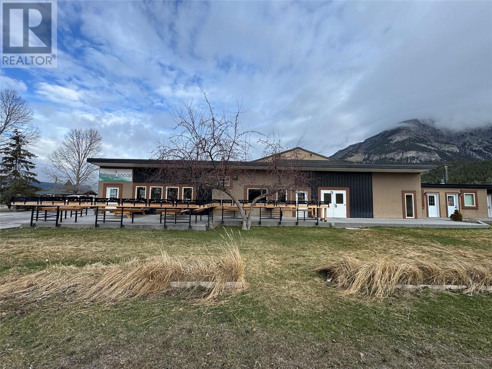 4957 Burns Ave, Canal Flats, BC V0B 1B0