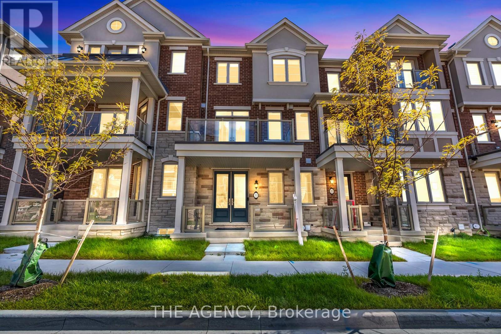 33 Bruce Boyd Dr, Markham Cornell, ON L6B 1R3