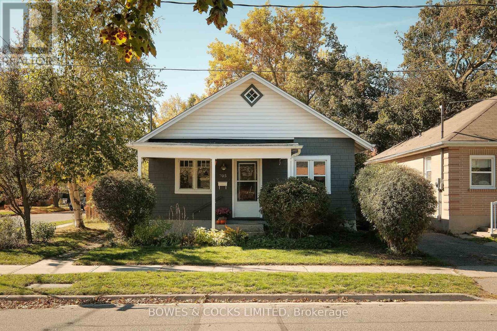705 Young St Ward 1 St, Peterborough, ON K9J 3A3
