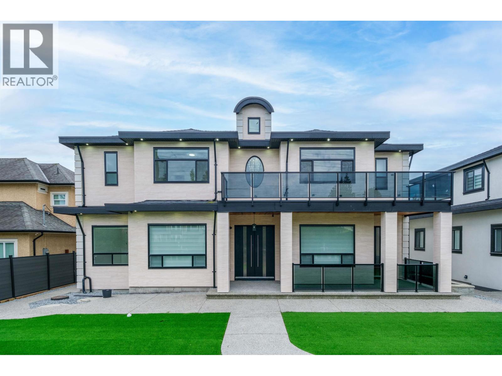 1100 Como Lake Ave, Coquitlam, BC V3J 3N8
