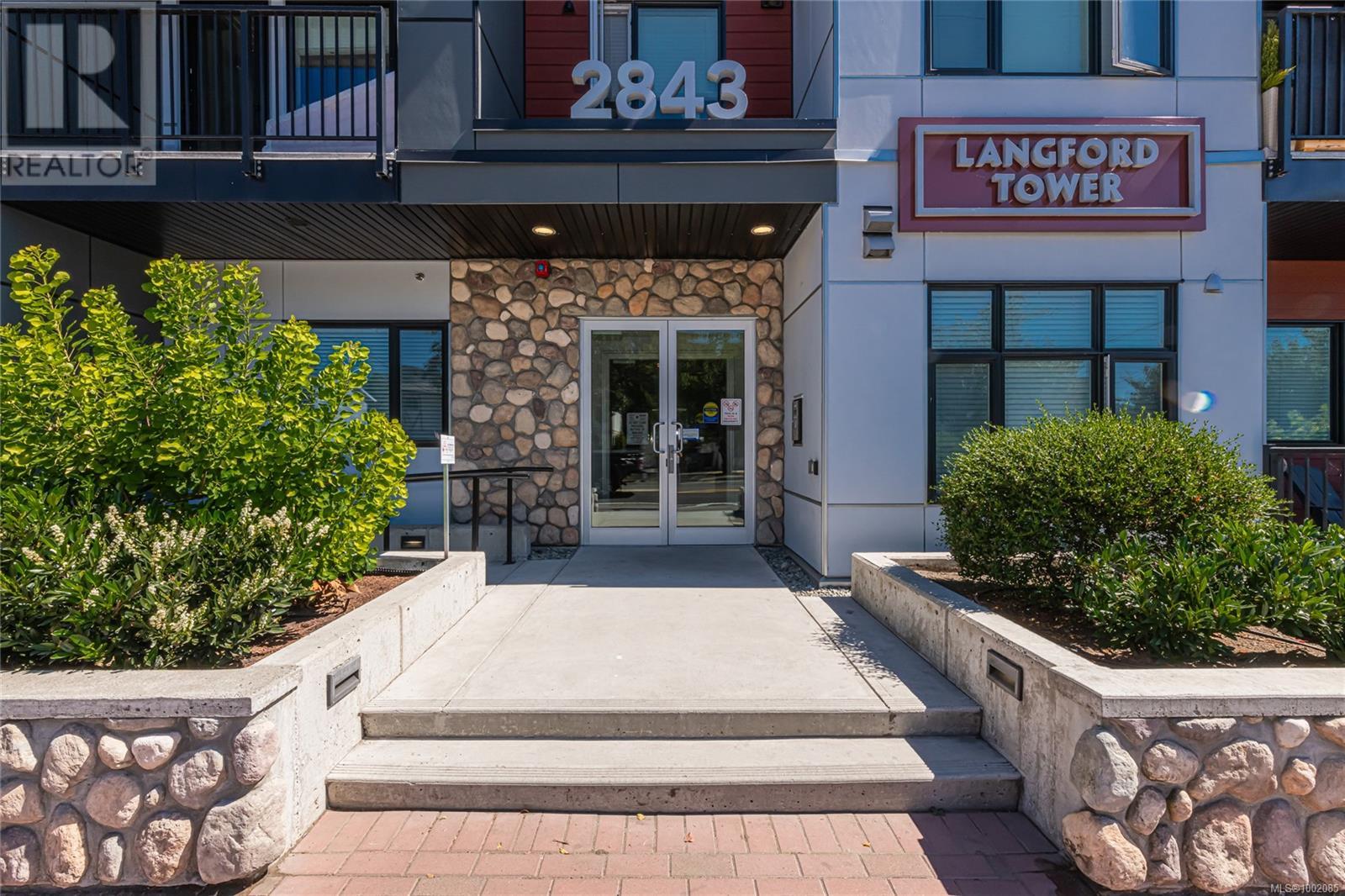 2843 Jacklin Rd Unit 202 Rd, Langford, BC V9B 4P4
