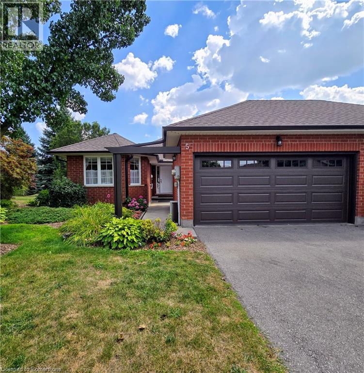 10 Isherwood Avenue Unit 5, Cambridge, ON N1R 8L5
