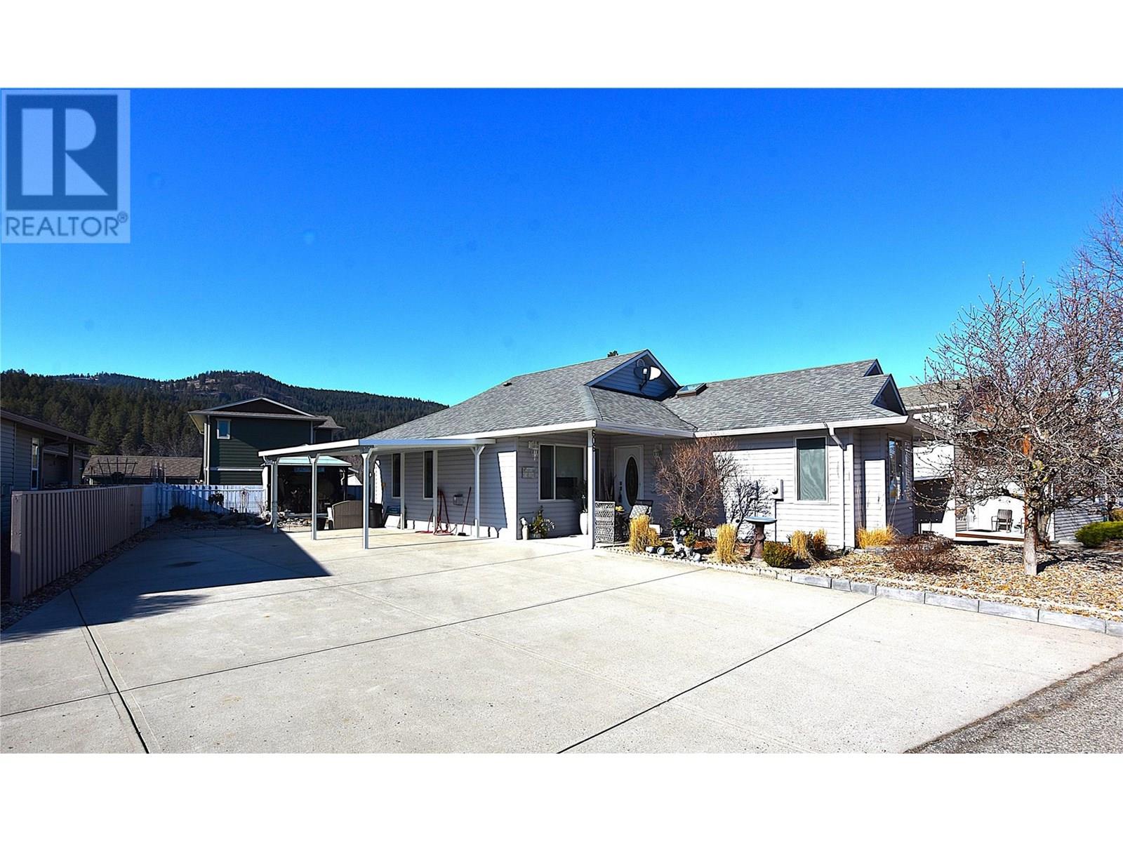 606 Nighthawk Ave, Vernon, BC V1H 2A1