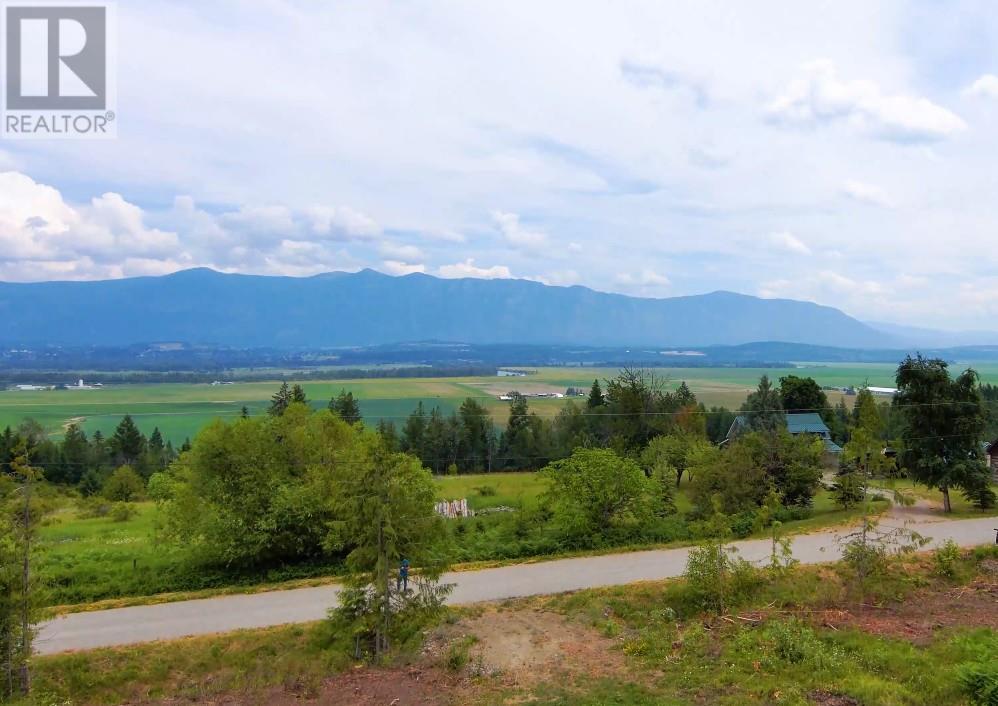 Simmons Road, Creston, BC V0B 1G7