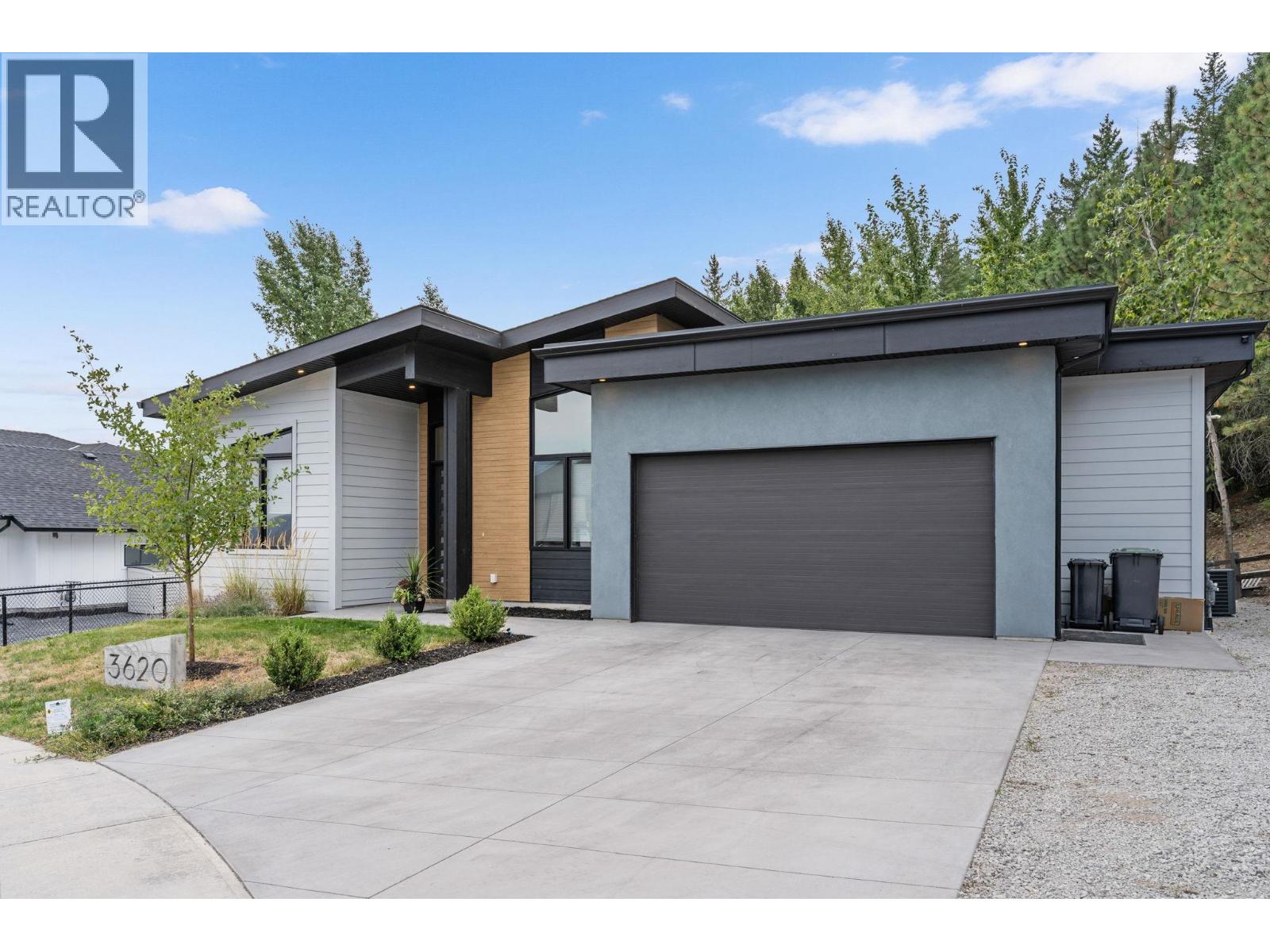 3620 Silver Way, West Kelowna, BC V4T 1A3