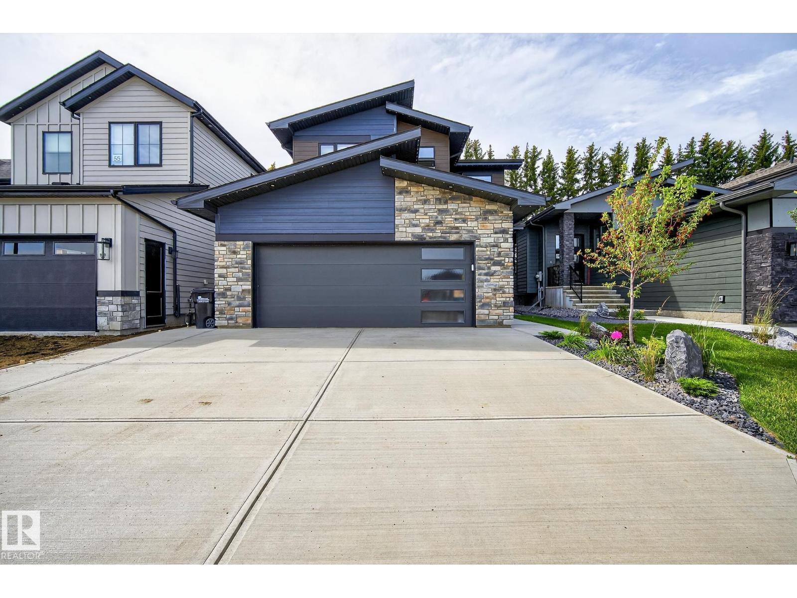 57 Newbury Ci, Sherwood Park, AB T8B 0C4